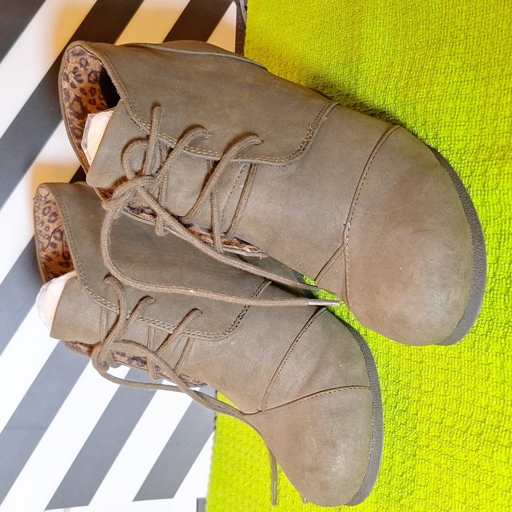 Faux suede olive wedges